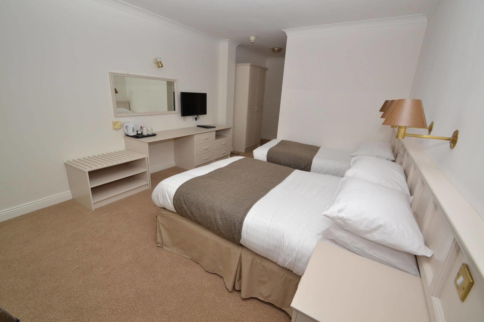 Bay View Hotel Killybegs Bagian luar foto